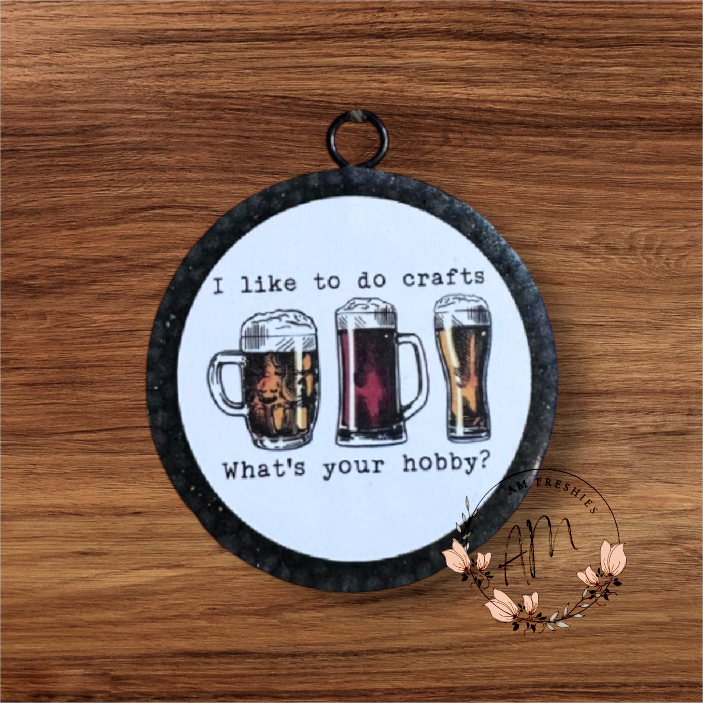 I like to do crafts what's your hobby