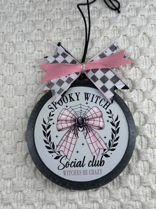 Spooky Witch 4" Round