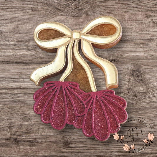 Seashell cherry with bow~Handpainted