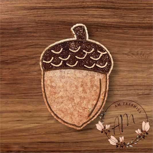 Acorn gilttered